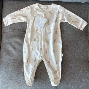KISSY KISSY Sophie la Giraffe Ecru Print Footie 3-6 months NWT